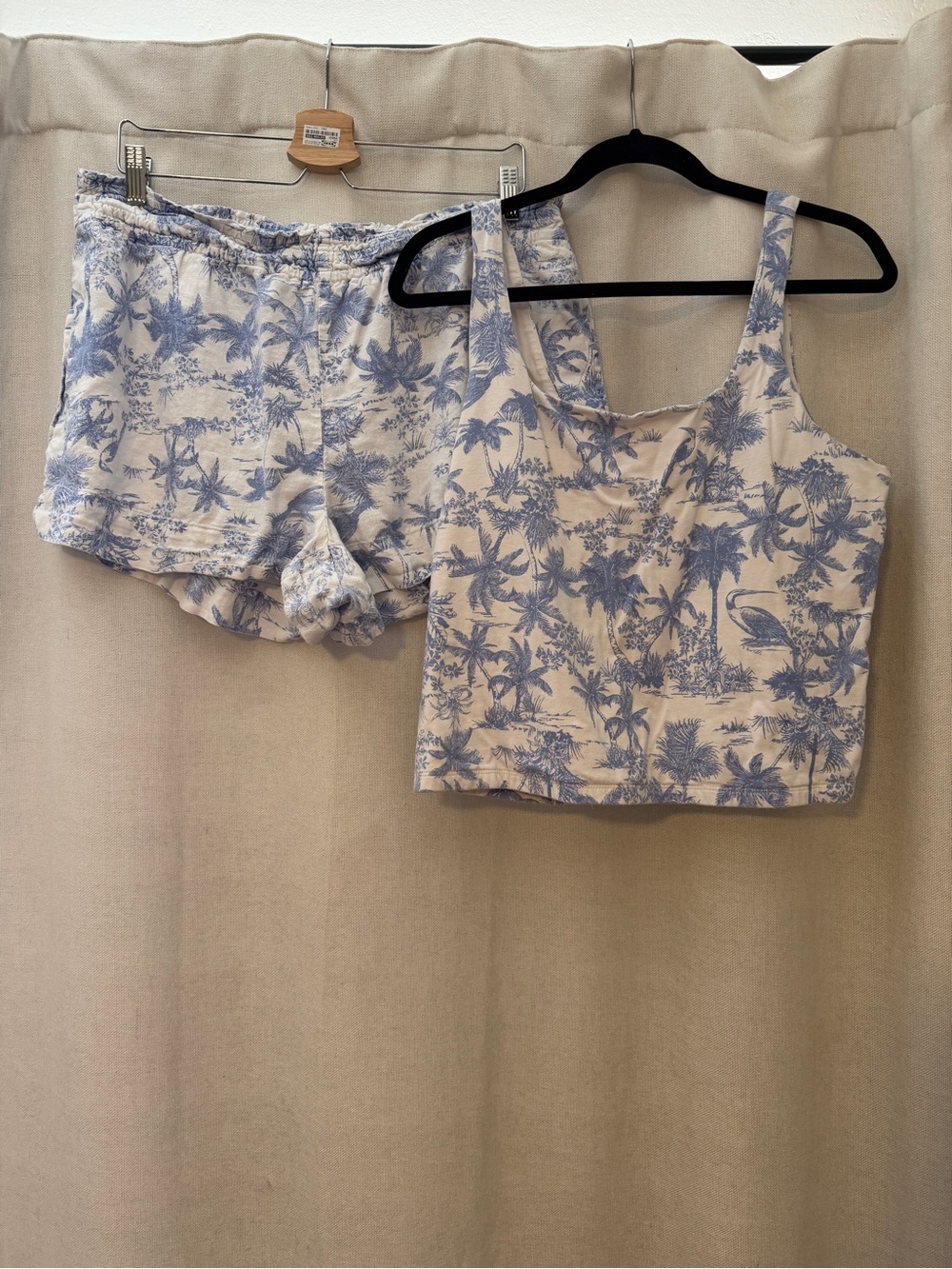 Women’s Blue tropical  Floral Print Tank & Shorts Sleep Set